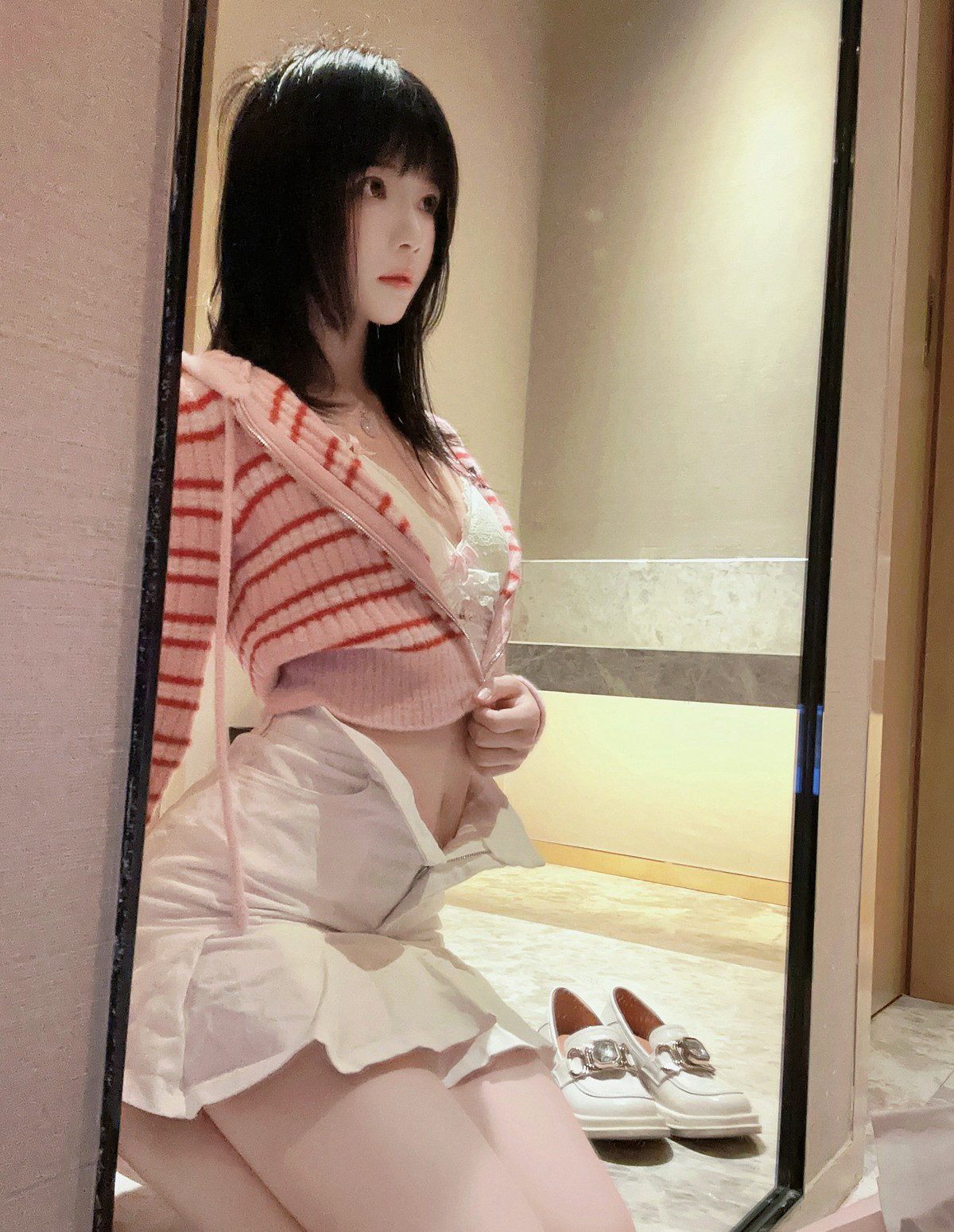 桜桃喵私房丝袜美腿玉足家中休闲写真自拍高清图寻觅写真网写真